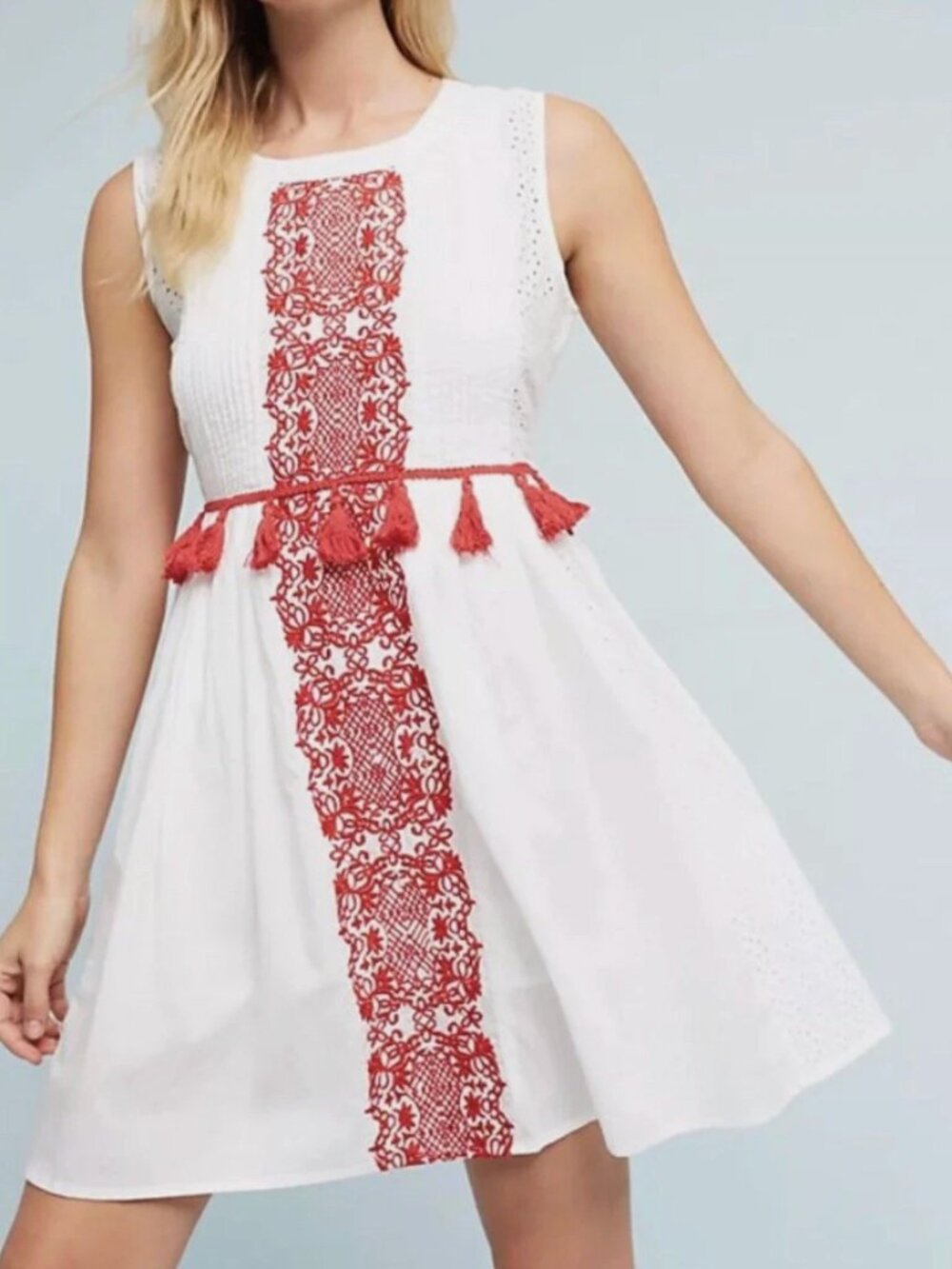ANTHROPOLOGIE X CHANTIK WHITE EMBROIDERED DRESS SMALL NWT